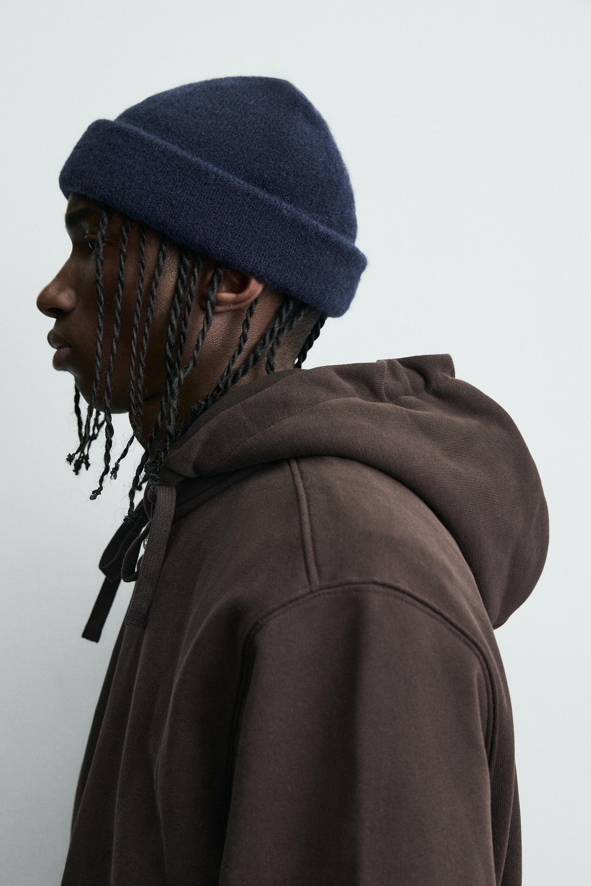 SHORT BRUSHED KNIT HAT