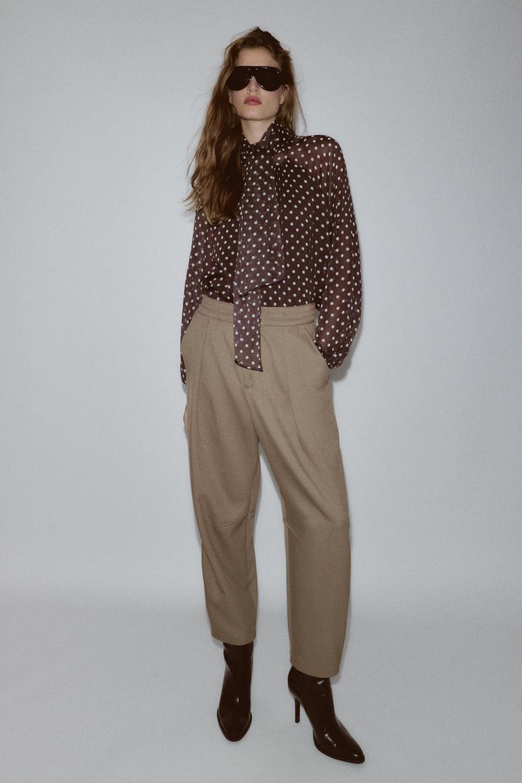 PANTALON CAROTTE À TAILLE ÉLASTIQUE Marron clair ZARA France