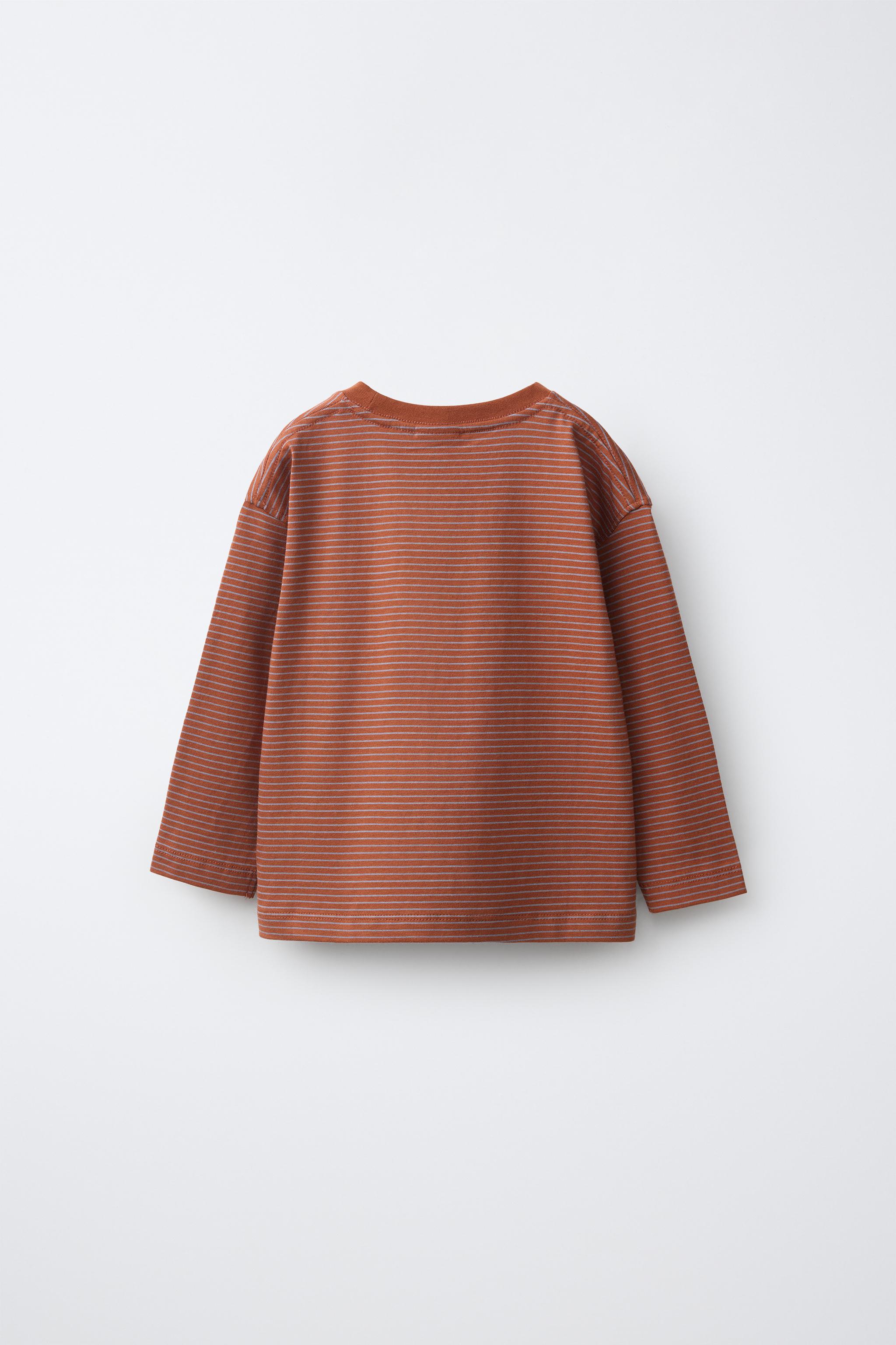 LOT TROIS T-SHIRTS À MANCHES LONGUES RAYURES ET UNIS