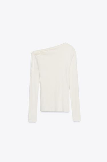 T-SHIRT ASYMÉTRIQUE À MANCHES LONGUES - Écru de Zara - Image 3