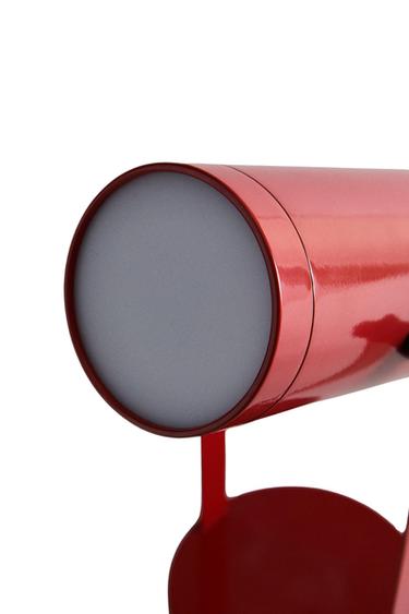 LAMPE | TISCHSTRAHLER AUFLADBAR USB - Rot von Zara