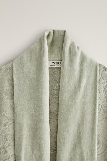 FLORAL JACQUARD BATHROBE — Greenish 2