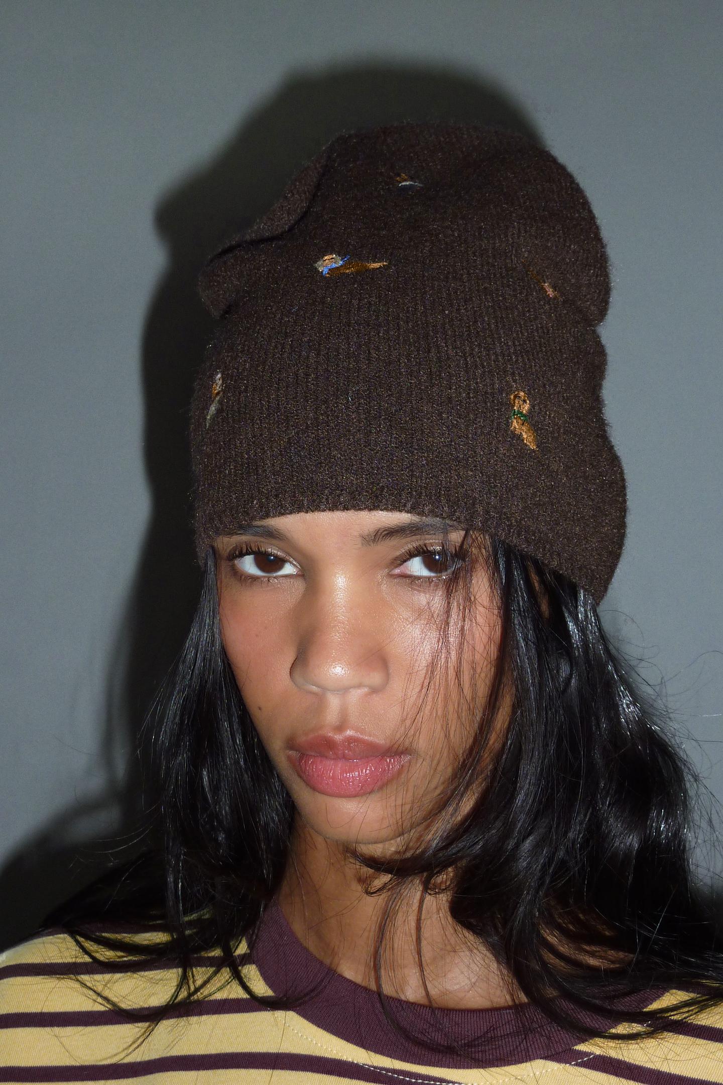 Женская шапка Zara Embroidered Knit Beanie, цвет: Коричневый — фото 3