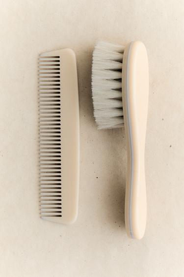 CONJUNTO DE ESCOVA E PENTE BEBÊ - Creme da Zara