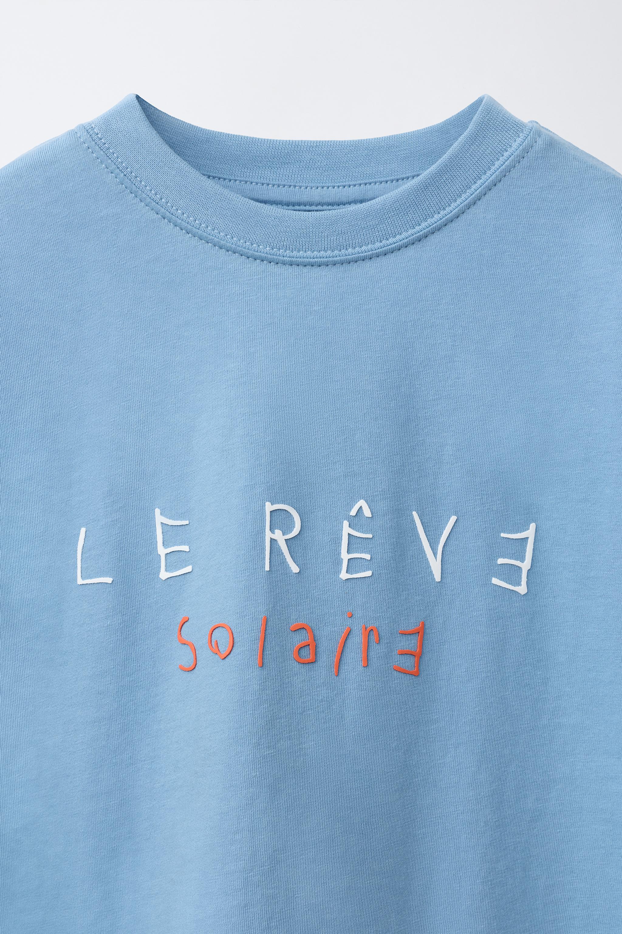 T-SHIRT À INSCRIPTION EN RELIEF
