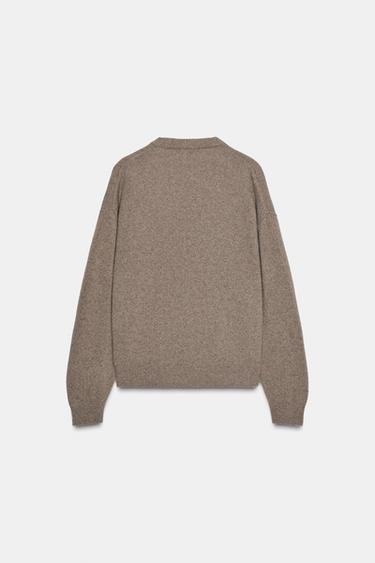 CASHMERE AND WOOL V-NECK JUMPER - Brown / Taupe by Zara - Image 2