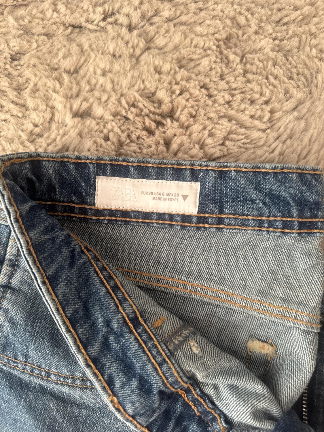 TRF LOW-RISE DENIM BERMUDA SHORTS - Image 4