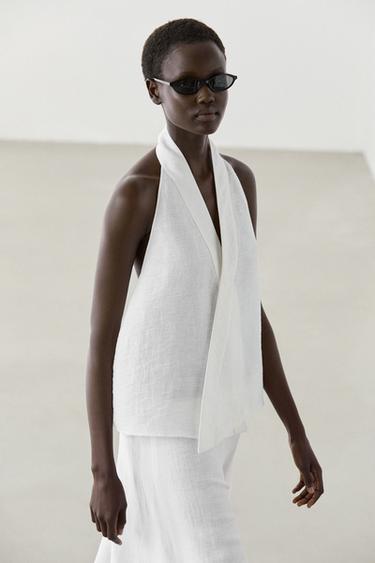Top halter cruzado mezcla lino - Blanco roto de Zara