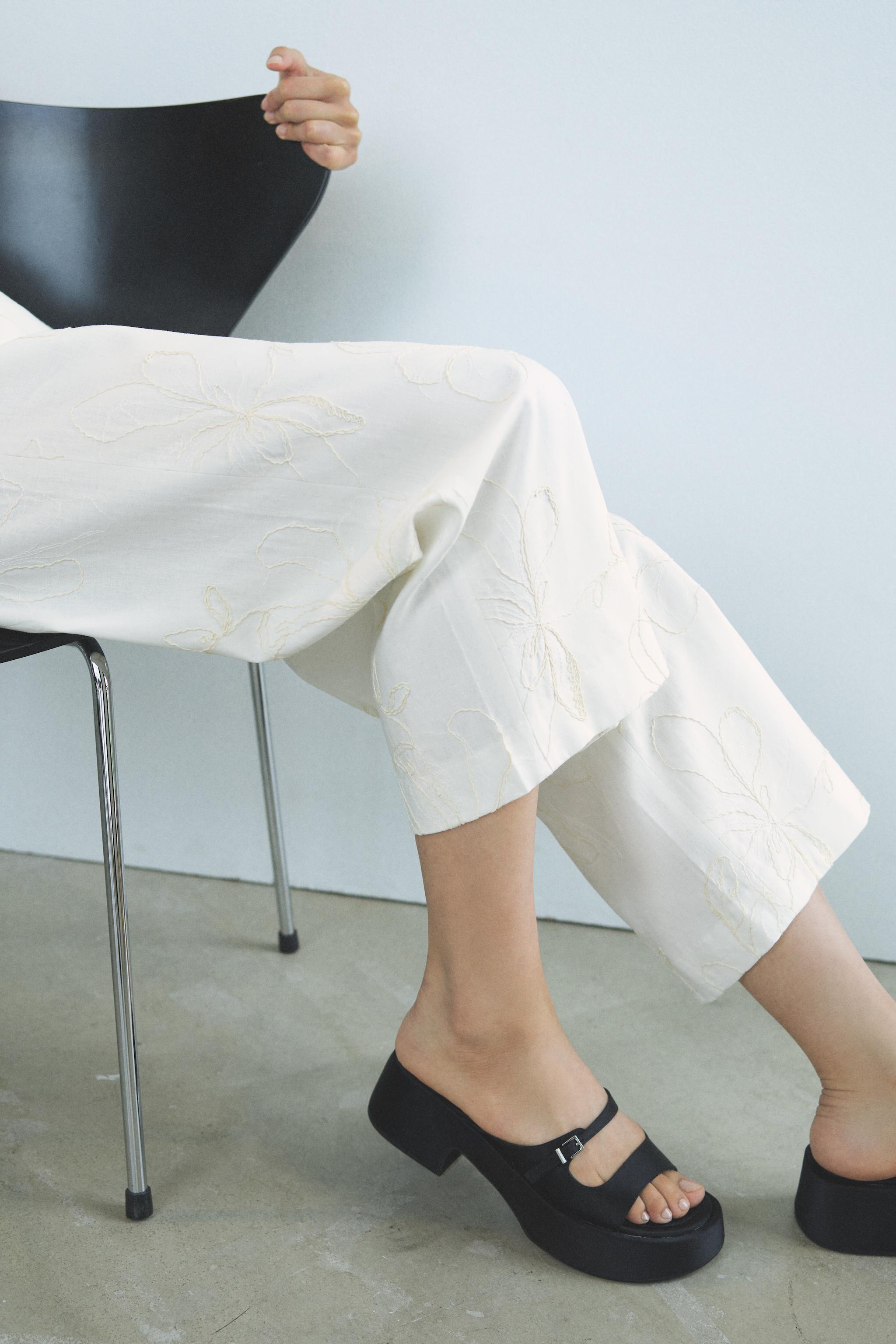 ZW COLLECTION 刺繍入りキュロットパンツ - エクリュ | ZARA