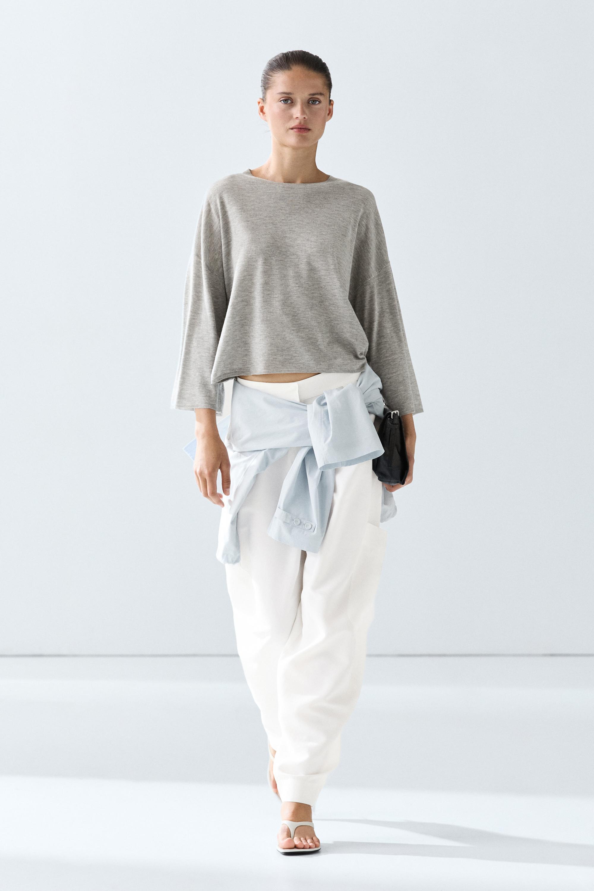Round neck knit sweater — Gray marl