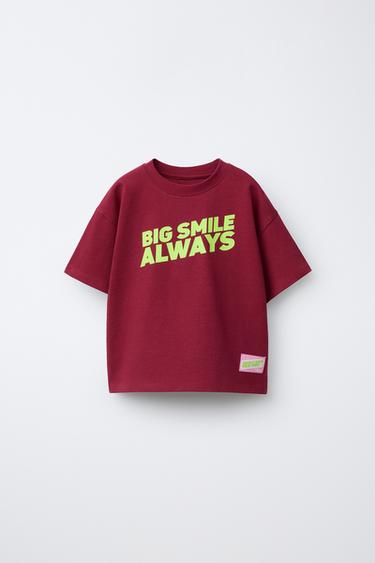 CAMISETA ESTAMPADO TEXTO - Burgundy de Zara