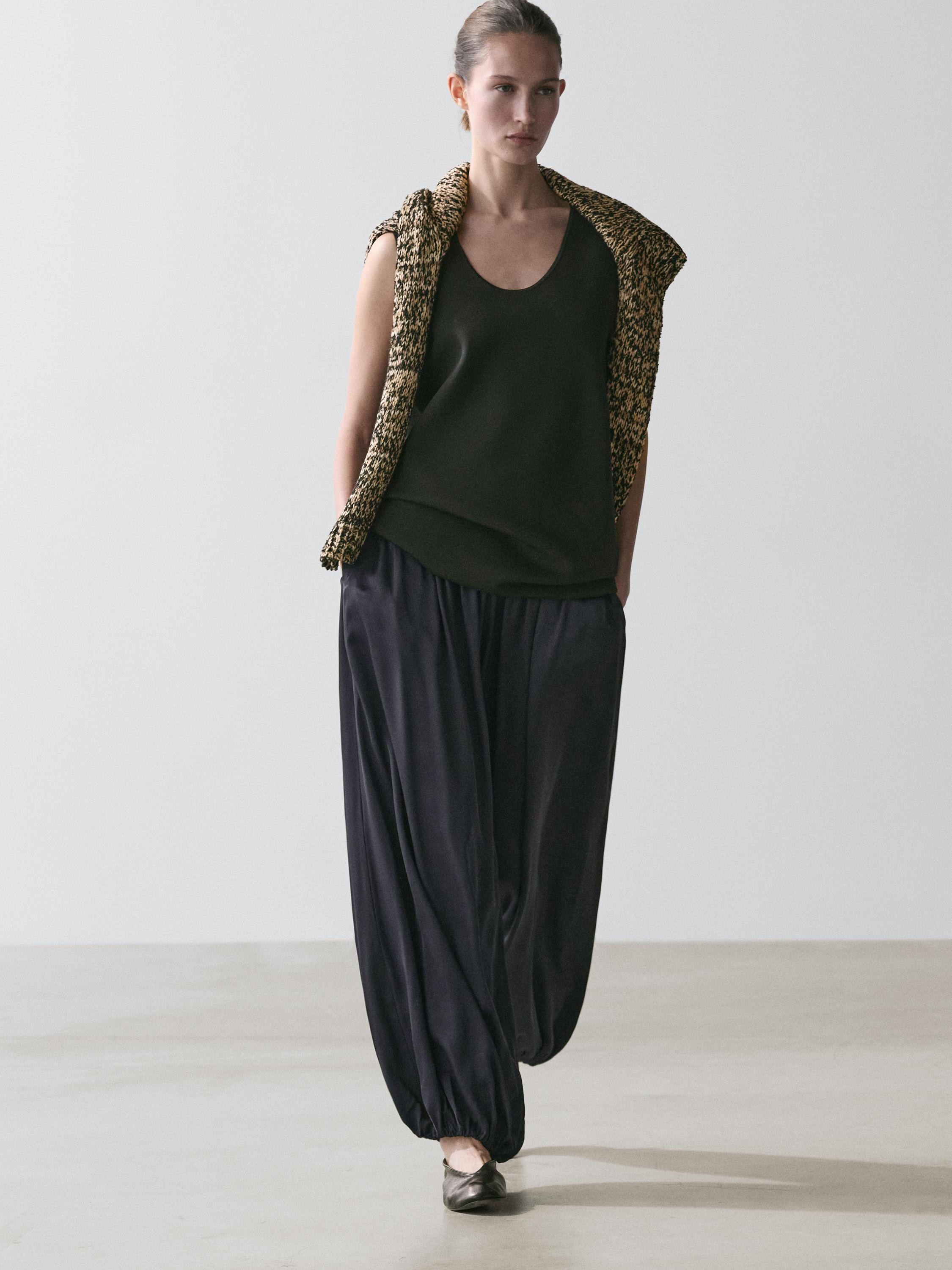 Balloon fit satin pants
