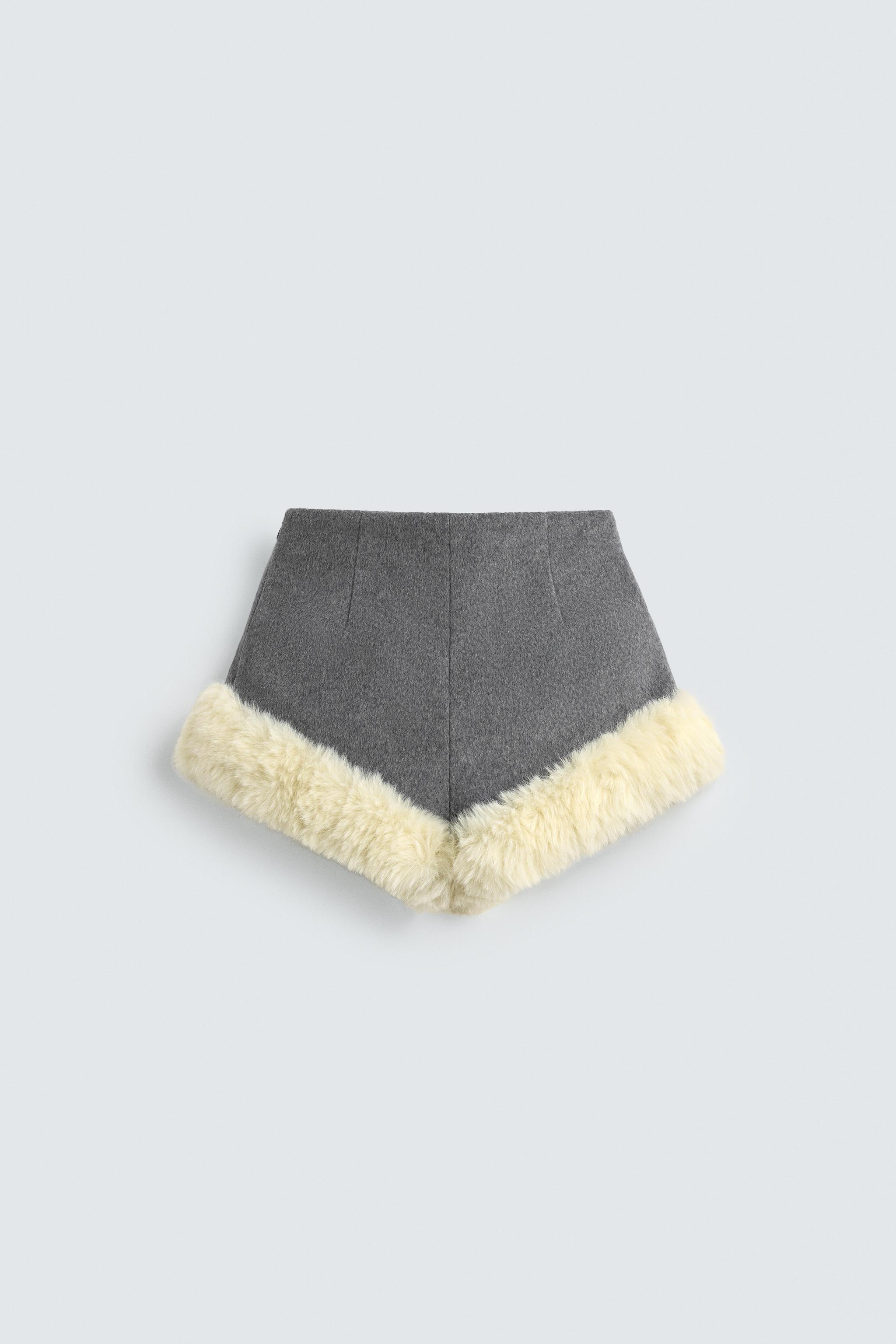完売品 フェイクファーコンビショートパンツ HARRY LAMBERT HARRY LAMBERT FOR ZARA X DISNEY フェイクファーコンビショートパンツ