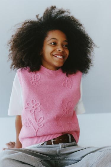FLORAL KNIT VEST - Bubble gum by Zara