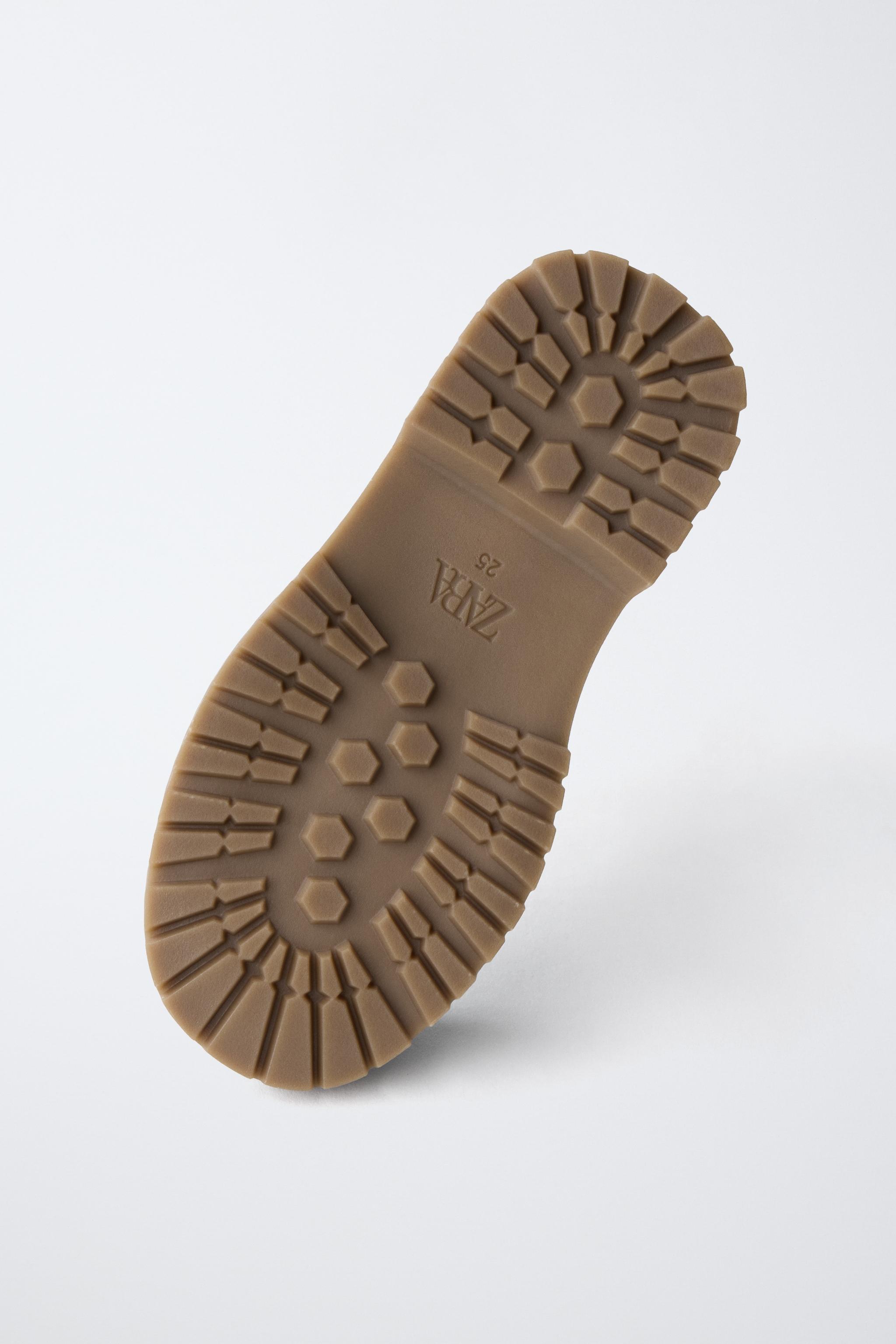 DERBYS EN CUIR FRUIT OF THE LOOM™