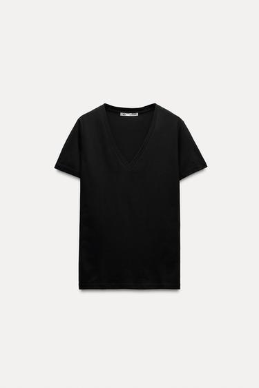 CAMISETA ESCOTE PICO - Negro de Zara