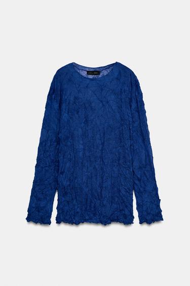 CRUMPLED EFFECT KNIT JUMPER - Cornflower blue by Zara