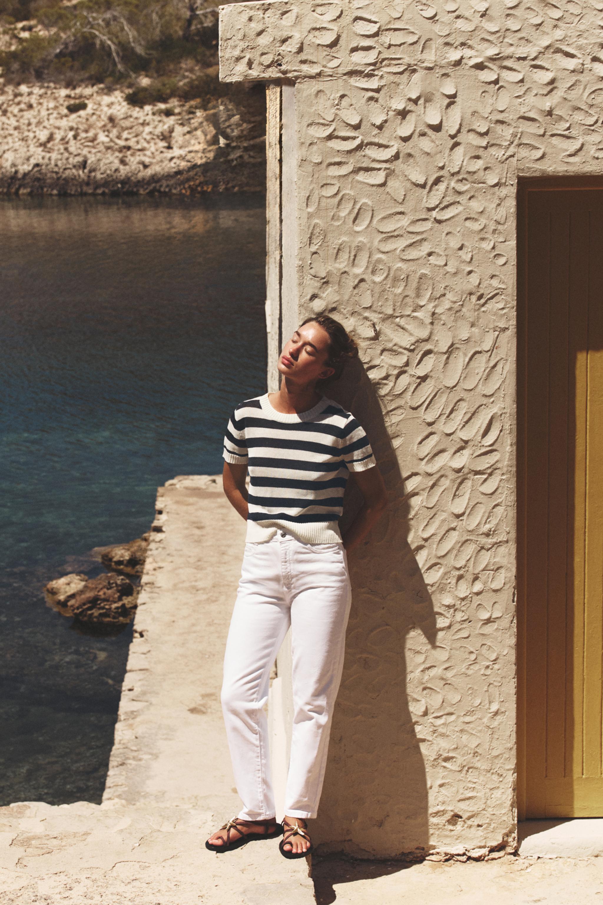 STRIPED KNIT TOP