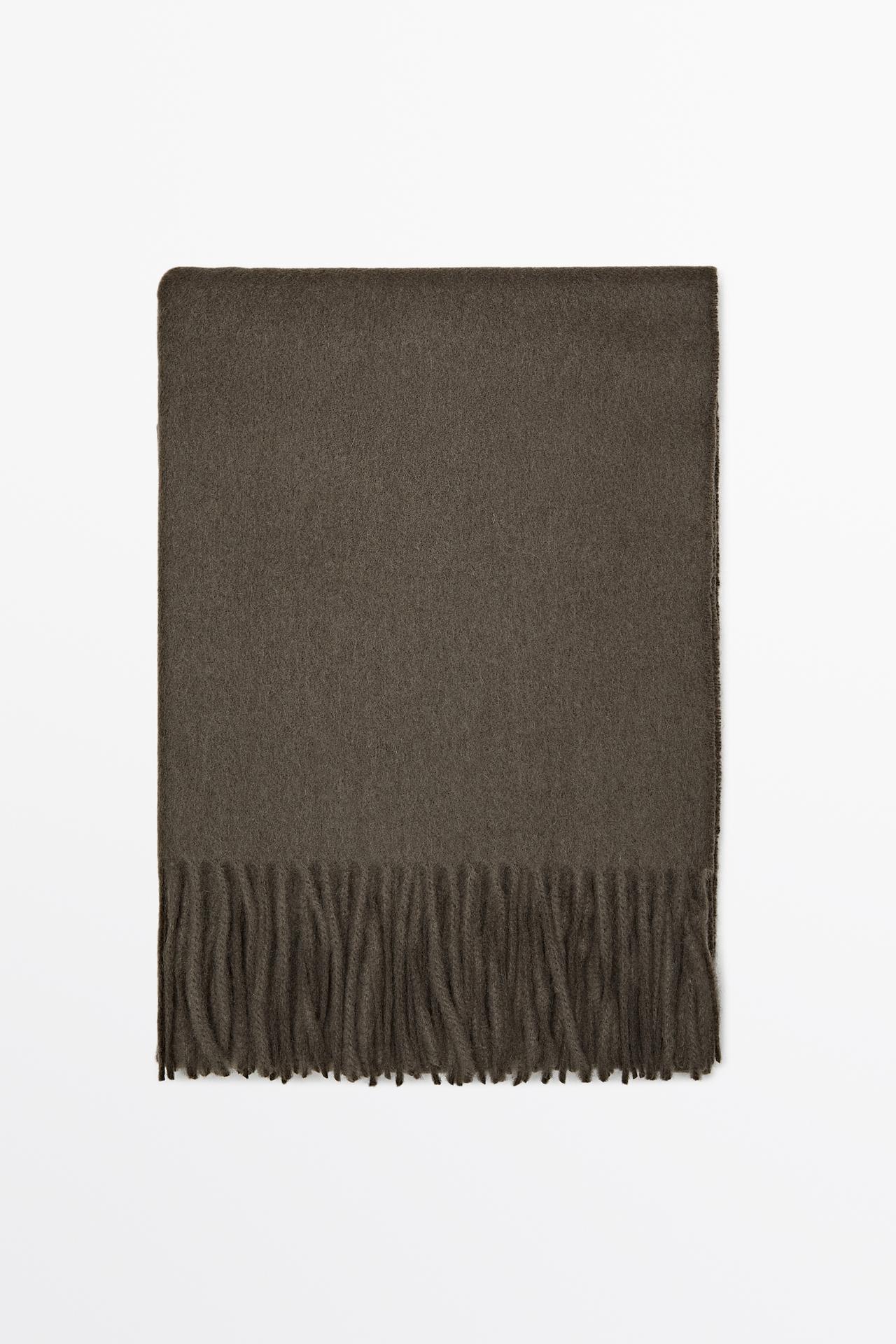 Wool blend scarf with fringing — Black gold