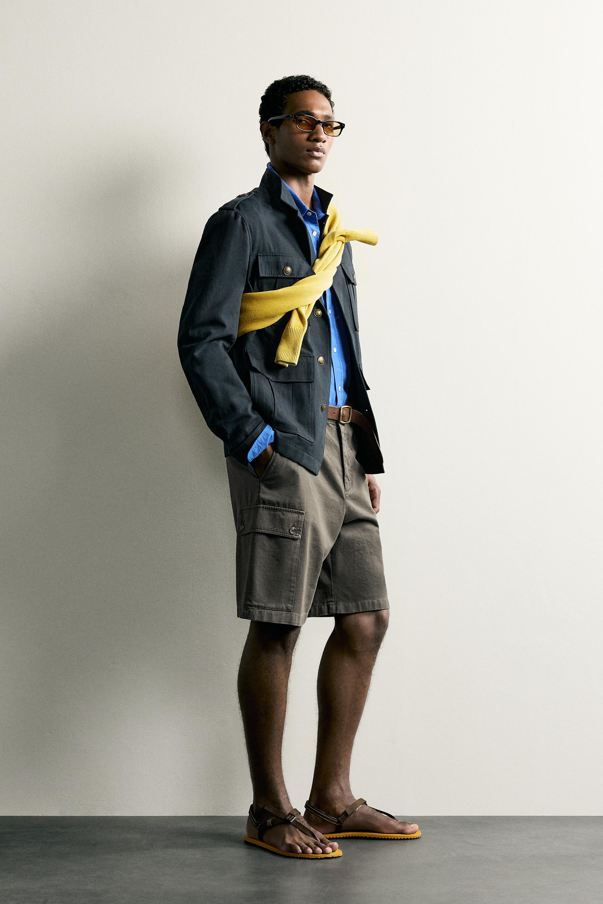 RELAXED FIT CARGO SHORTS WITH TABS