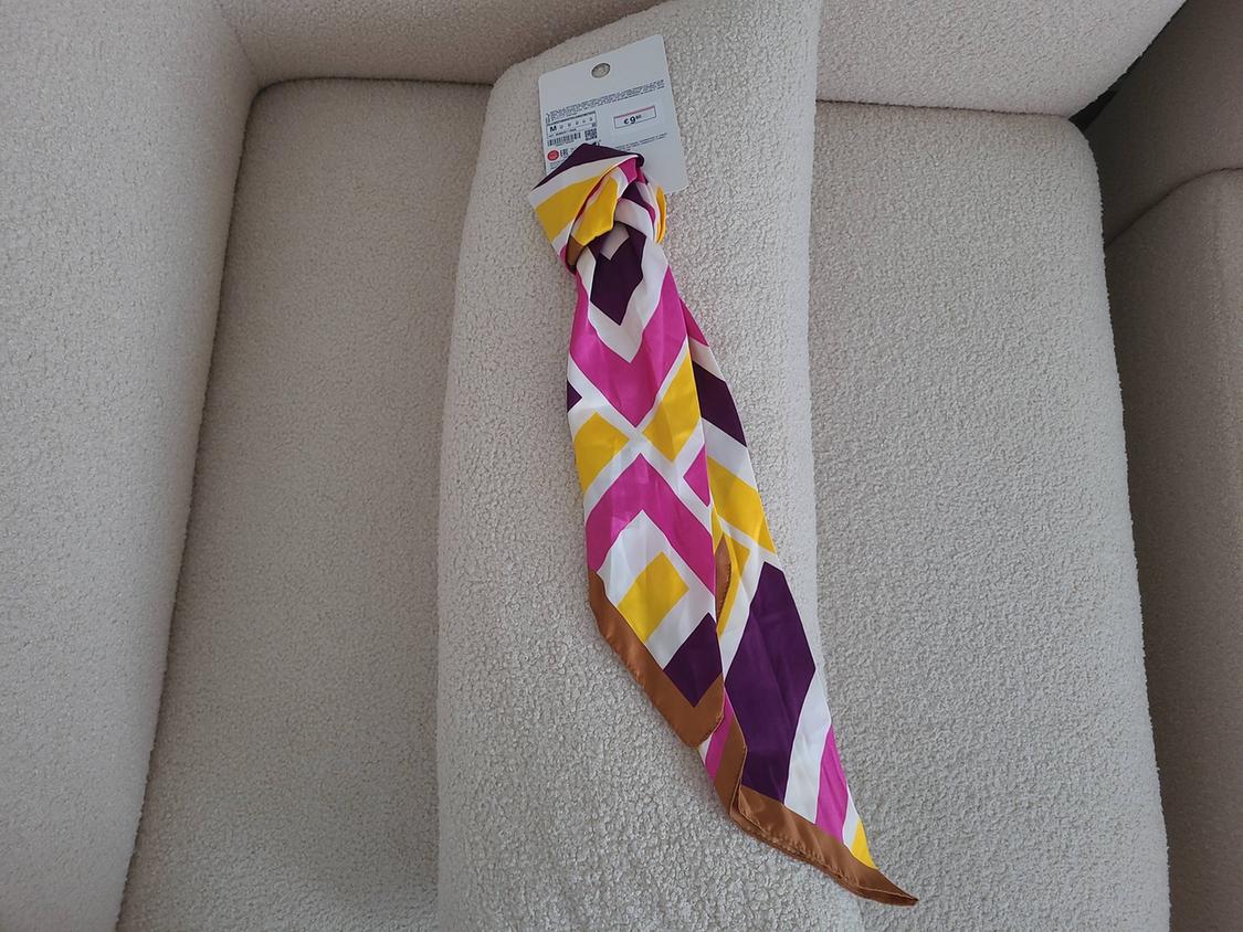 PRINTED SATIN SCARF - Image 2