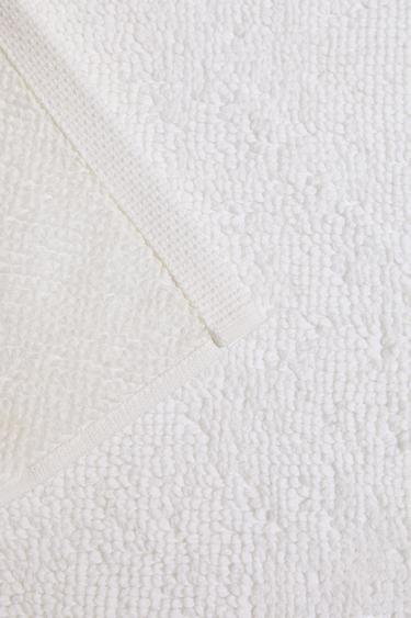 PLAIN BATH MAT - White by Zara - Image 3