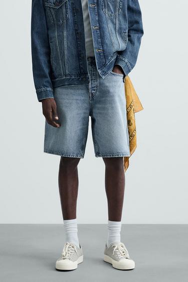 Zara STRAIGHT FIT DENIM SHORTS - Mid-blue