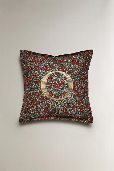 FLORAL CHRISTMAS LETTER 'O' CUSHION - Multicoloured by Zara - Image 0