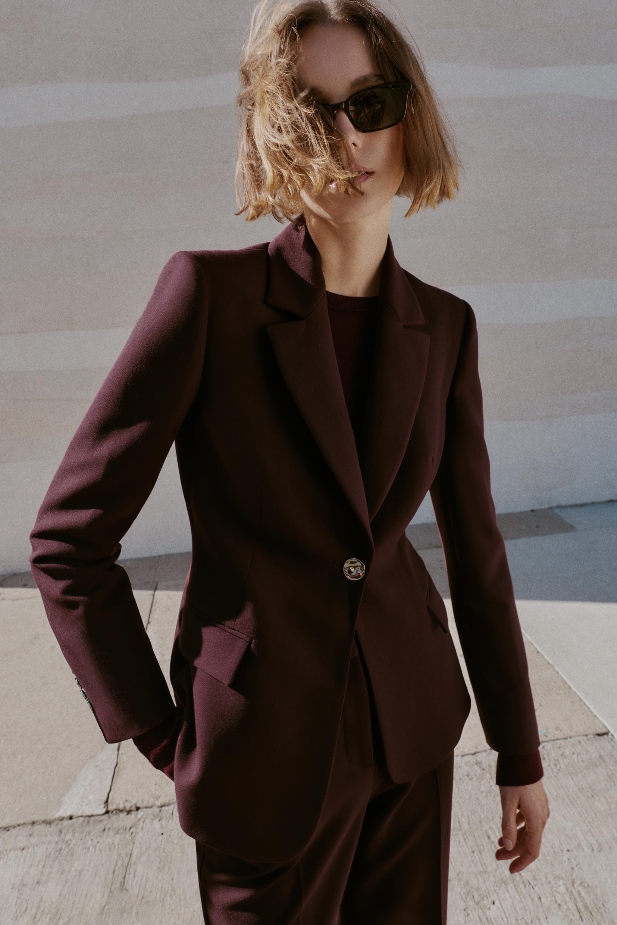 TAILORED BLAZER WITH SHOULDER PADS