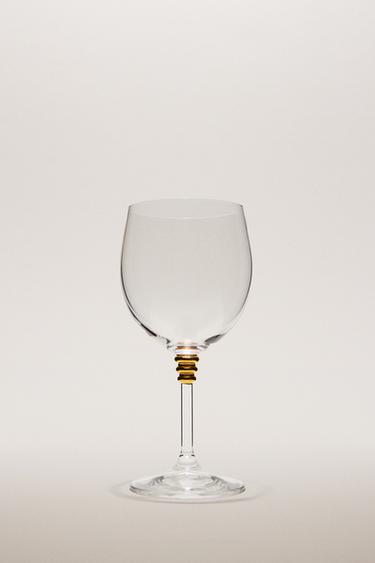 CRYSTALLINE WINE GLASS WITH GOLD DETAIL - Gold by Zara - Image 5