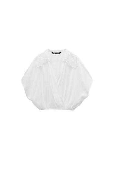 TOP CUELLO BORDADO