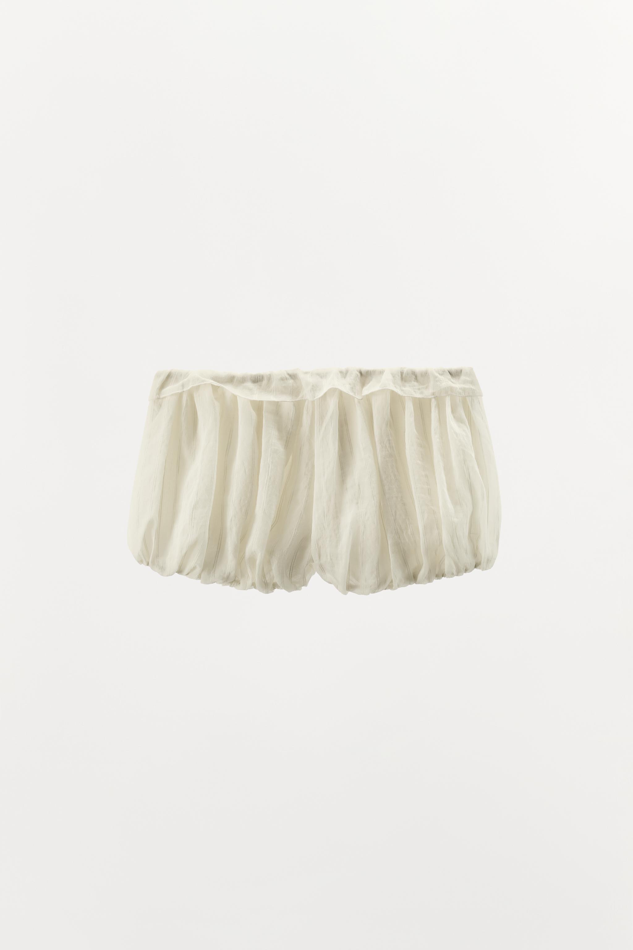 RUFFLED STRIPED BLOOMER SHORTS