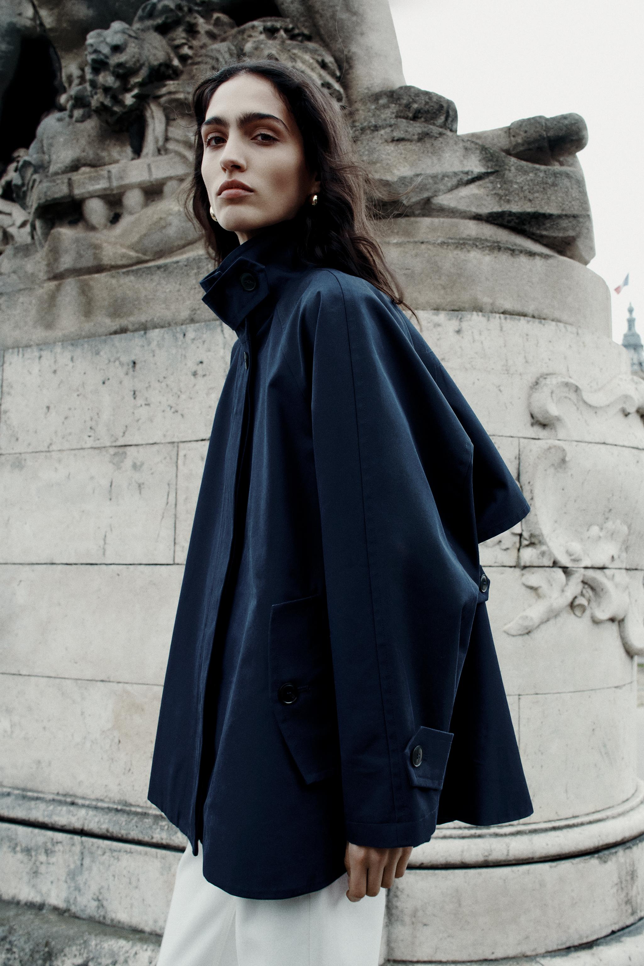 ZARA フード付きグレー マウンテンパーカー