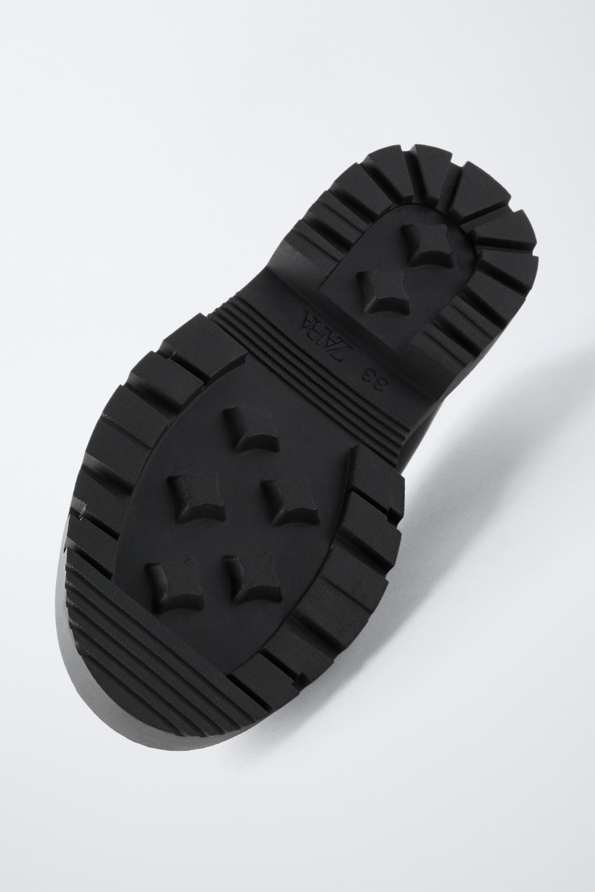 SCHOOL LOAFERS
