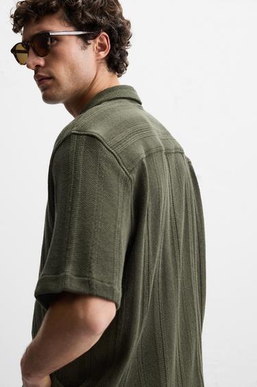 CHEMISE À TEXTURE AVEC RAYURES - Vert de Zara - Image 4