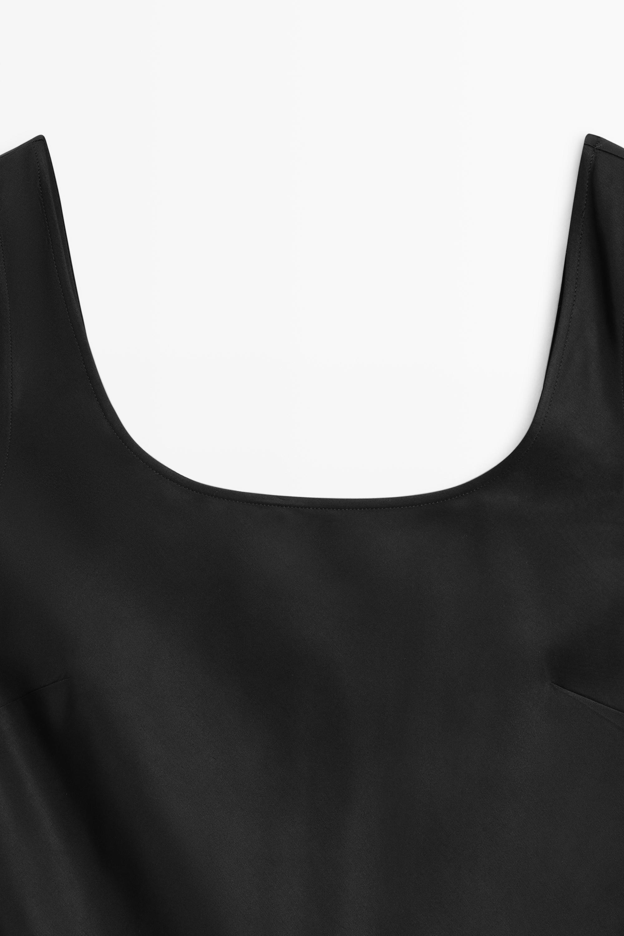 Flowing short strap dress