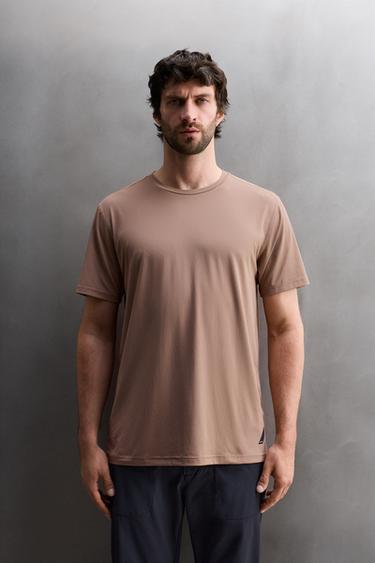 Zara BASIC TECHNICAL T-SHIRT - Chalk pink