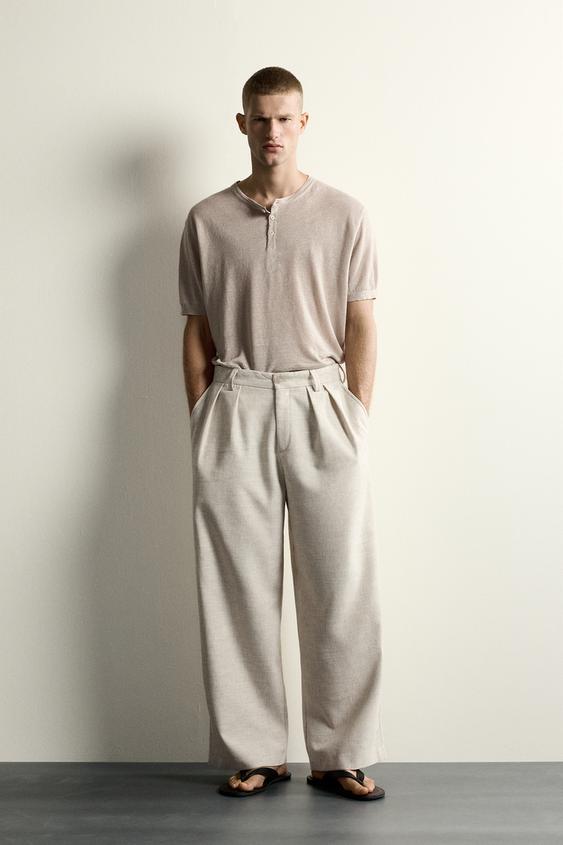 PANTALÓN RELAXED FIT ESTRUCTURA PLIEGUES - Beige claro de Zara - Imagen 0