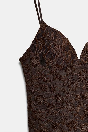 ROBE COURTE EN DENTELLE - Marron foncé de Zara - Image 7