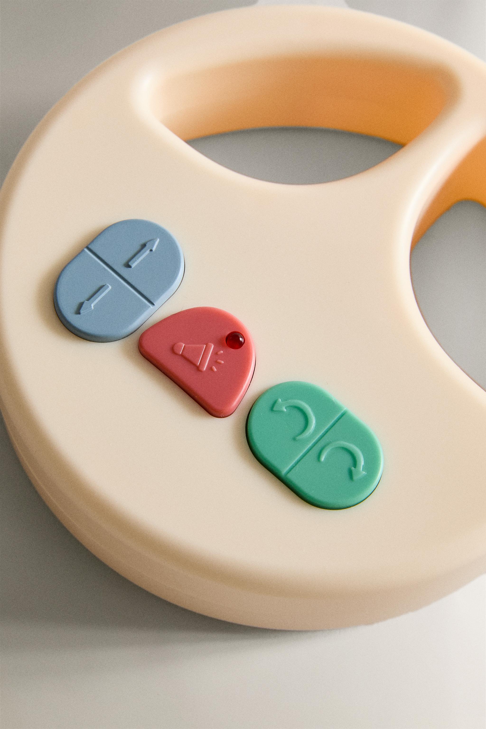 Zara KIDS’ REMOTE CONTROL CAR TOY — фото 4