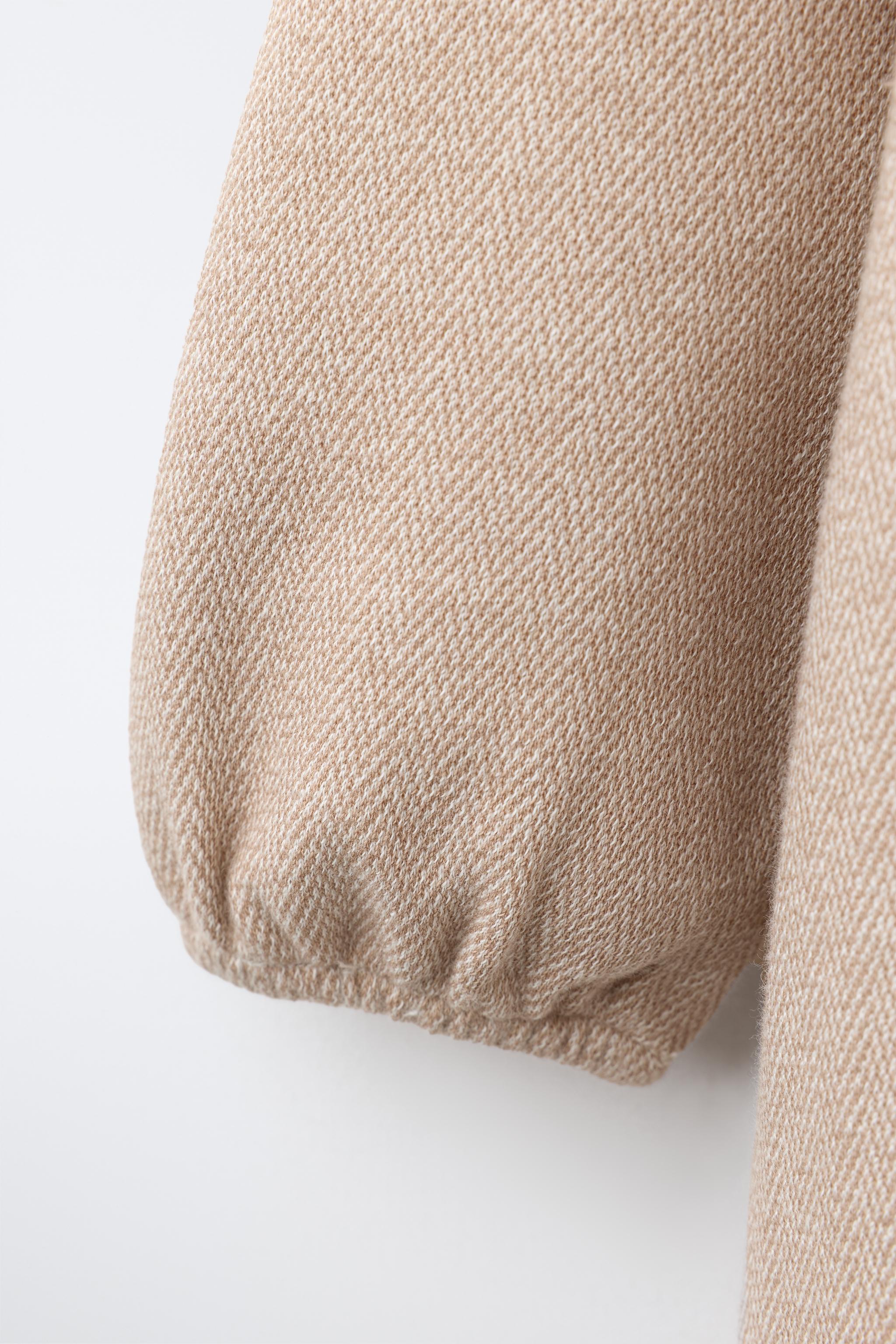ROBE STRUCTURÉE BRODÉE