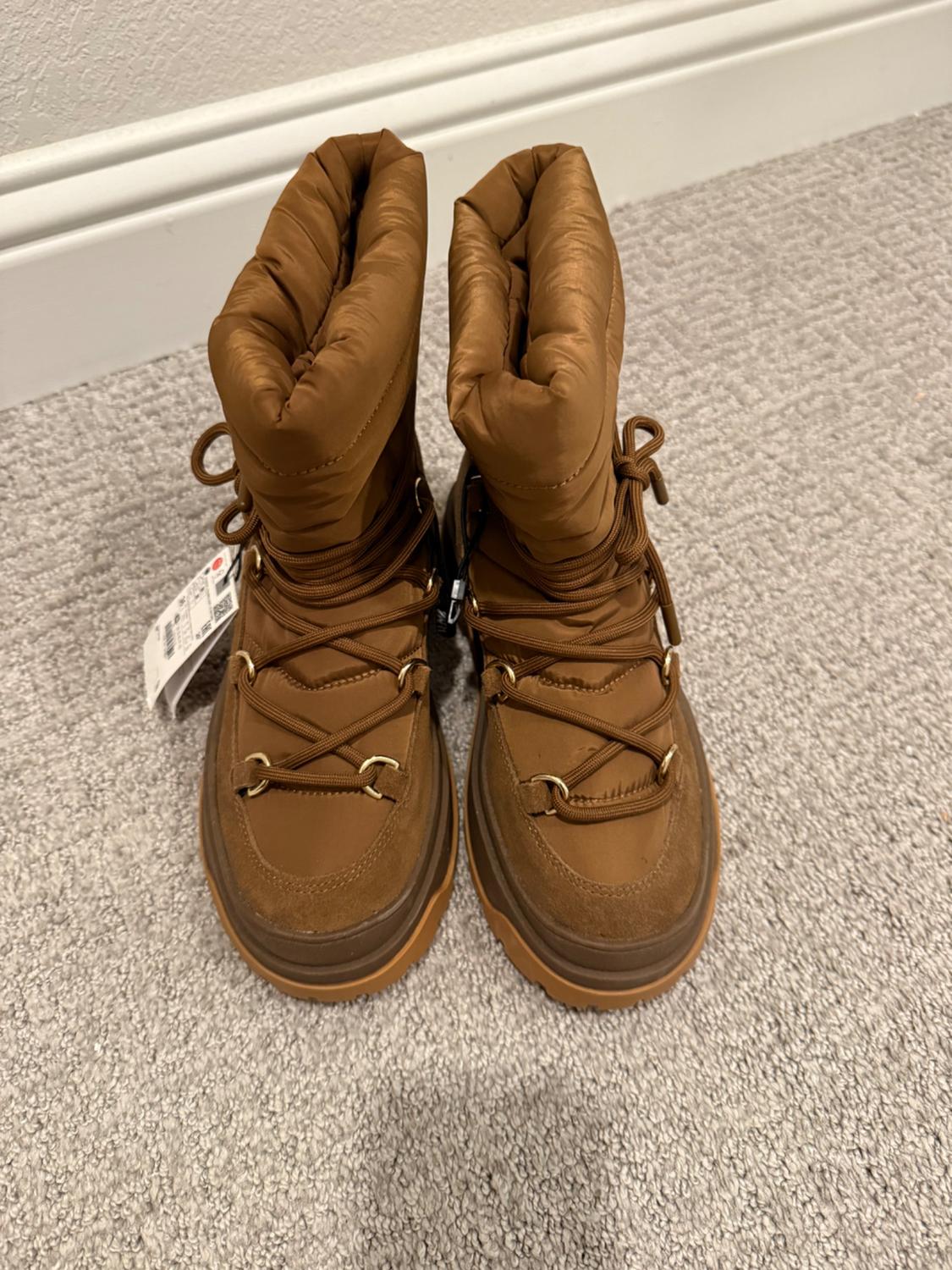 PUFFER BOOTS
