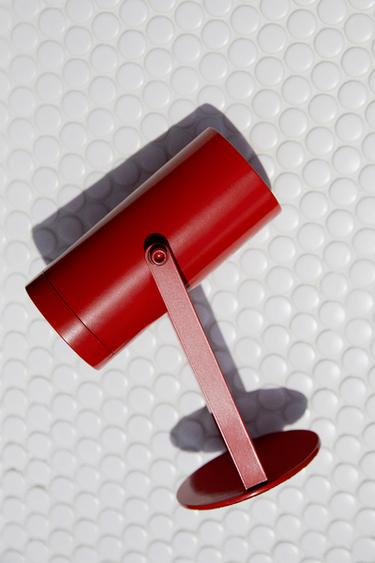 LAMP | USB RECHARGEABLE TABLE SPOTLIGHT - Red by Zara