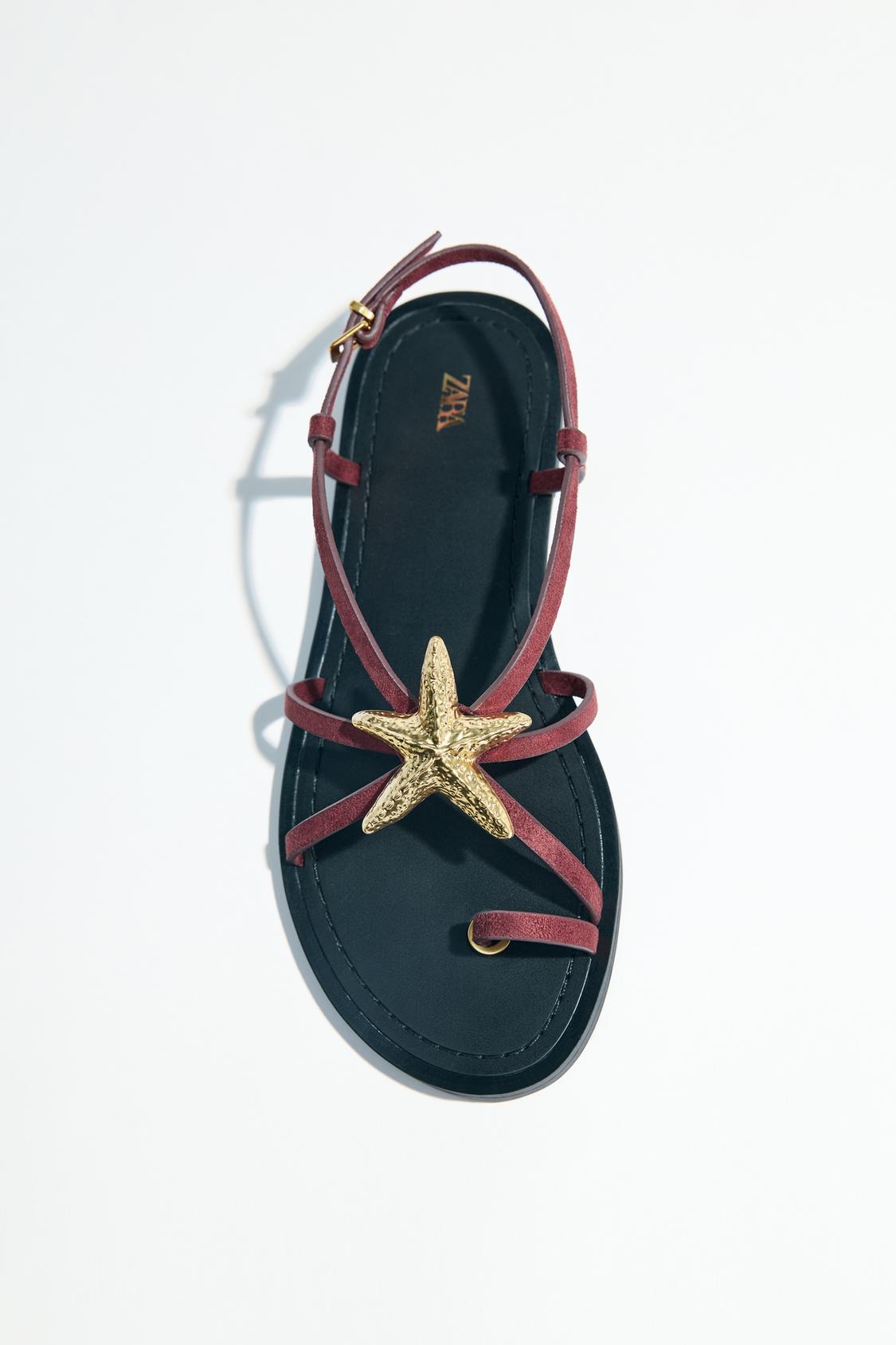 V-Neck Hardware One-Piece Swimsuit V-Neck Hardware One-Piece Swimsuit