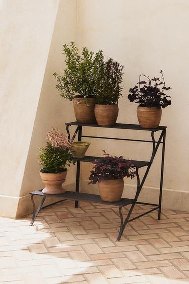PLANT STORAGE UNIT WITH SHELVES - Dark brown by Zara