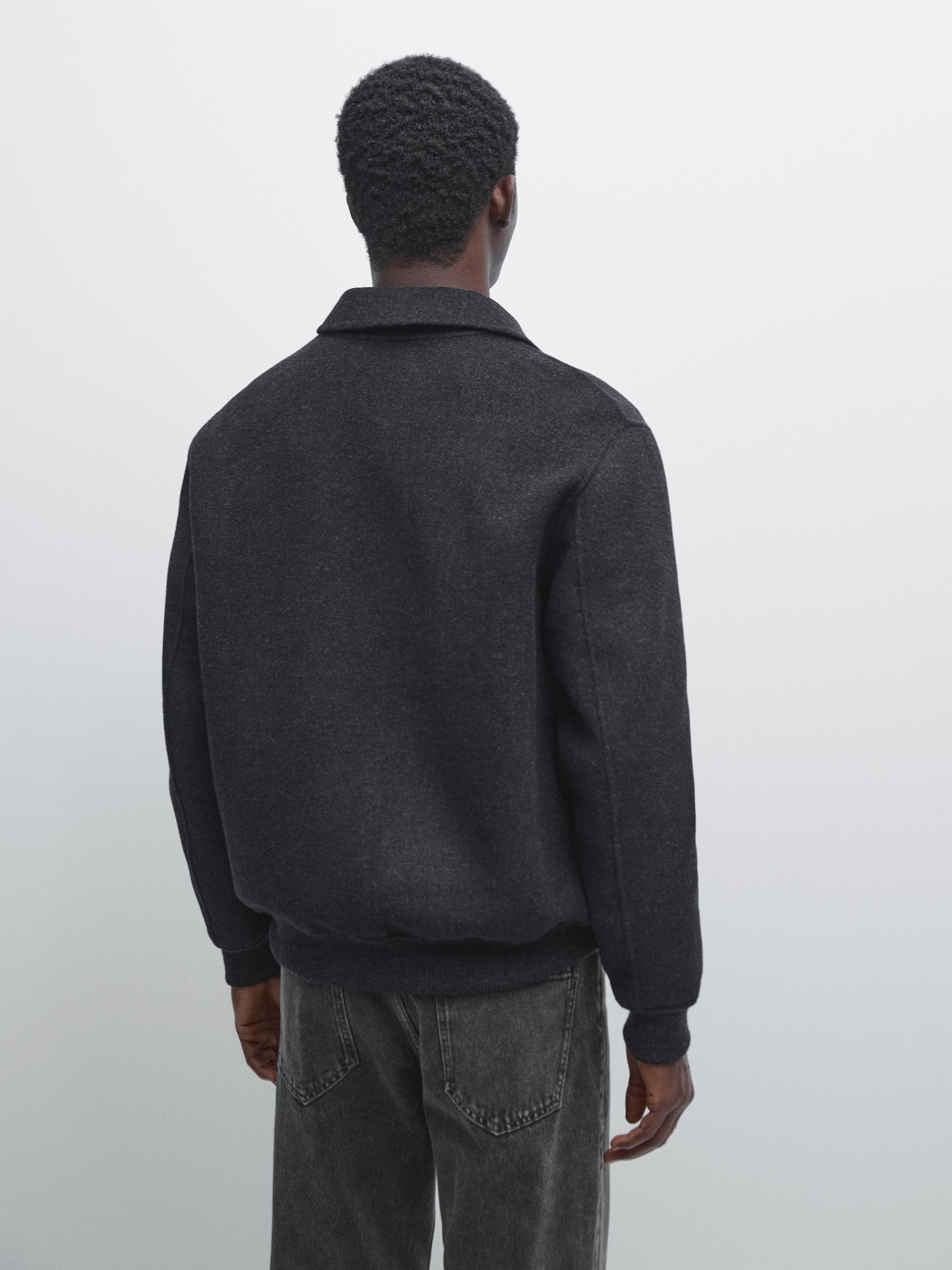 Wool blend jacket with pockets