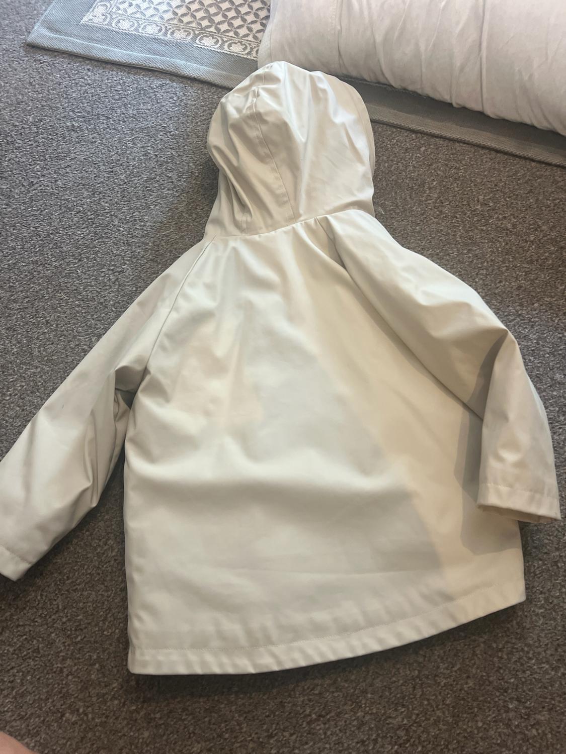 RUBBERISED RAINCOAT WITH FAUX FUR - Image 2