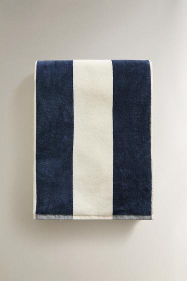 SERVIETTE DE PLAGE RAYURES - bleu marine de Zara - Image 1