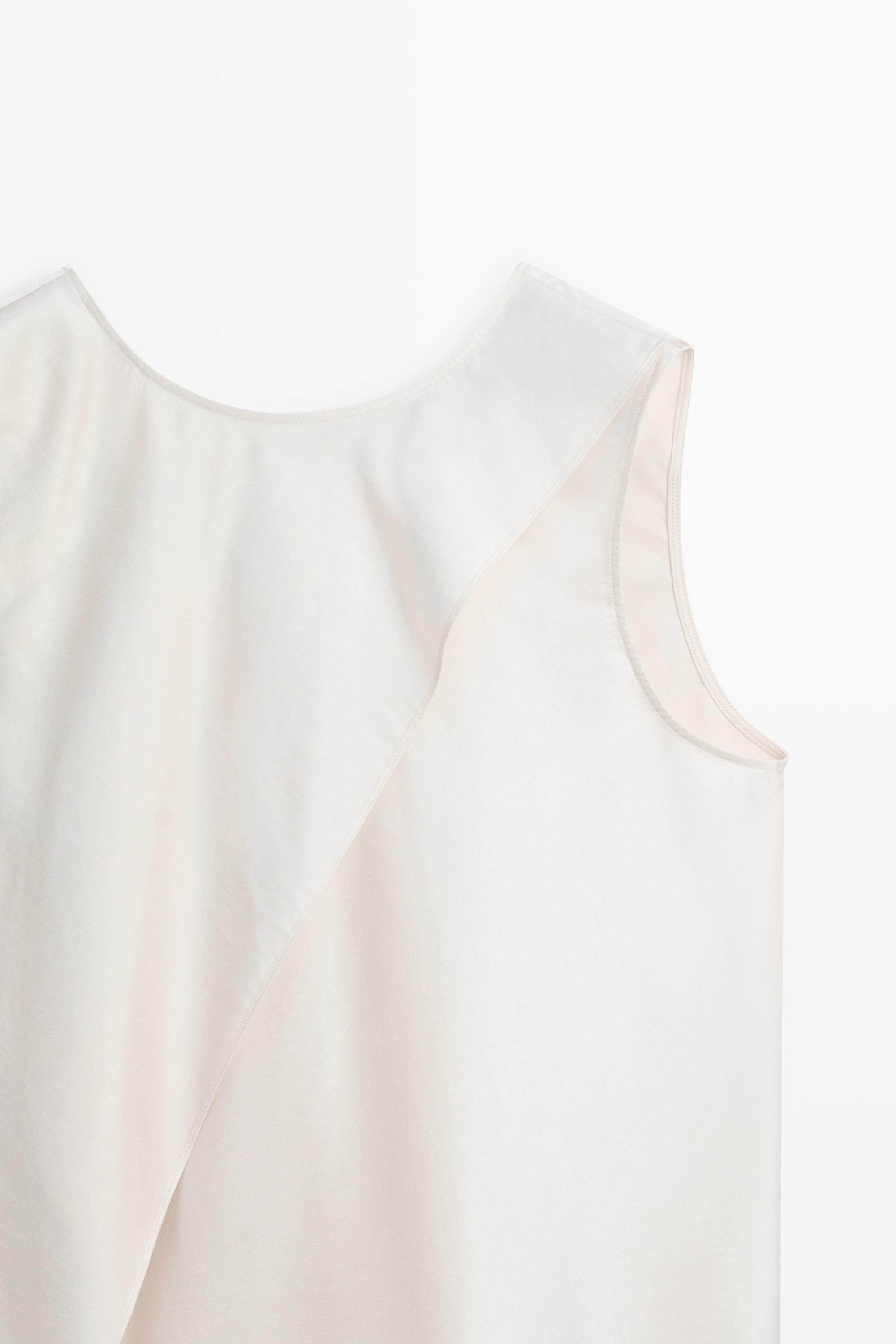 Asymmetric wrap top - STUDIO
