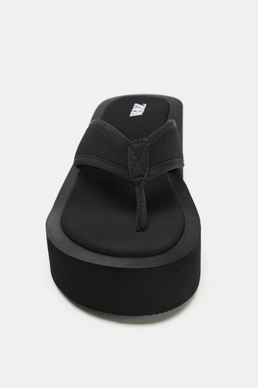 SANDALES À PLATEFORME - Noir de Zara - Image 4